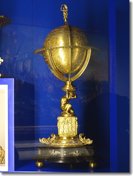 table globe