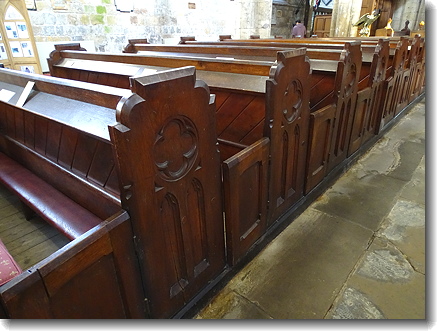 pews
