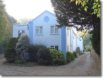 White
        Hermitage