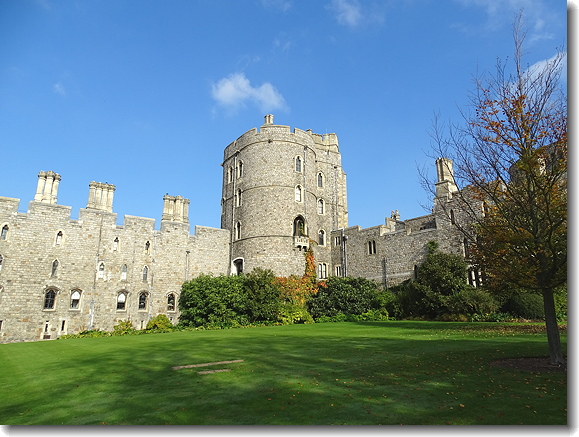 Windsor
        Castle
