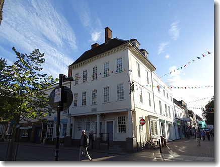 Dr Johnson
        House